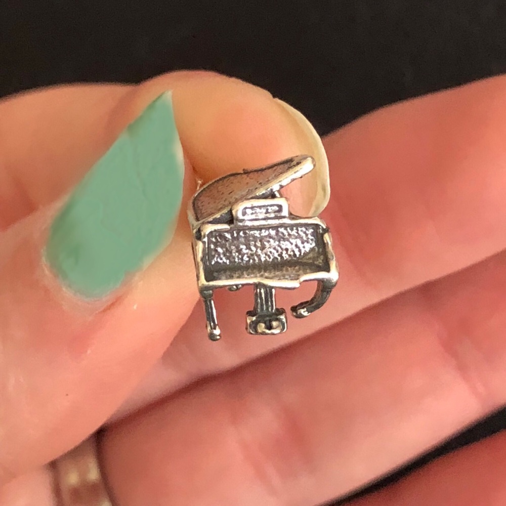 Sterling silver grand piano charm